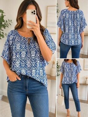 Espresso Geometric Blouse in Blue & White Size Medium